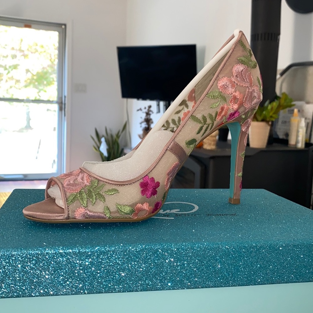 COPY - Betsey Johnson Stiletto Heels 🌸💐